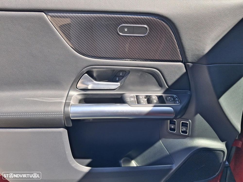 Mercedes-Benz GLA 250 e AMG Line - 10