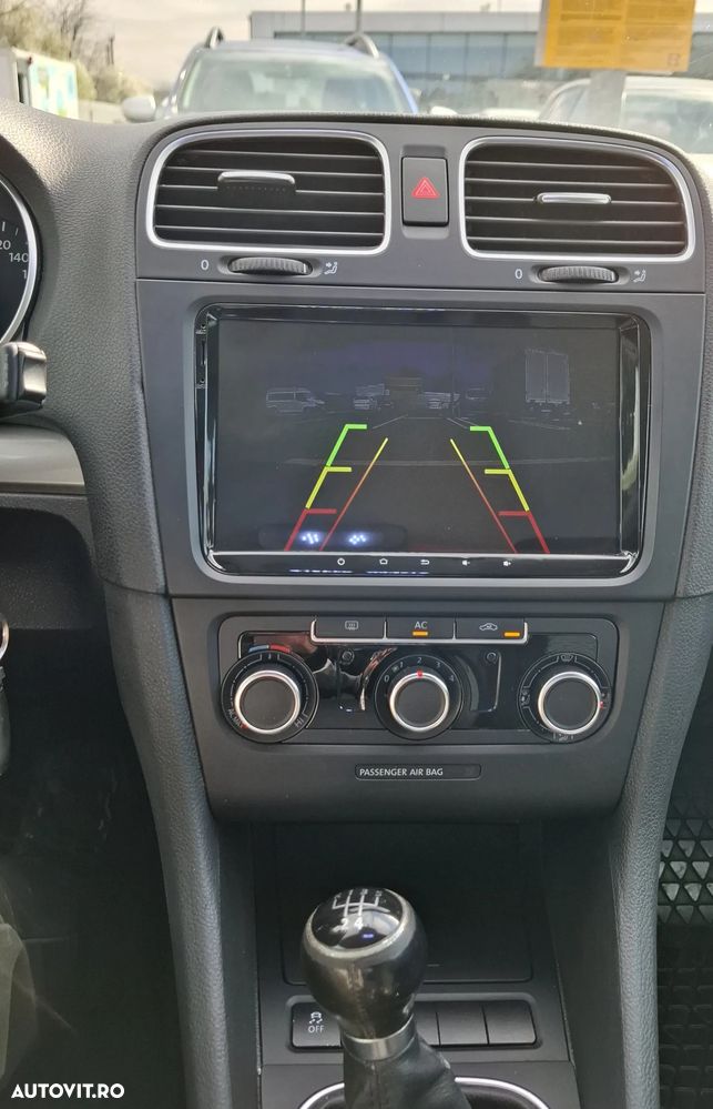 Volkswagen Golf 1.6 TDI DPF Comfortline - 12