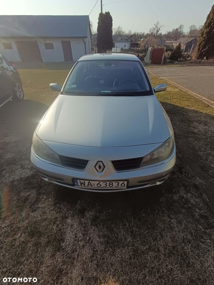 Renault Laguna - 1