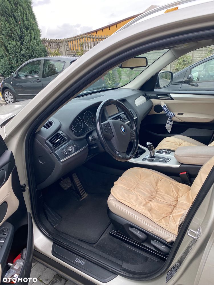 BMW X3 xDrive20d - 14