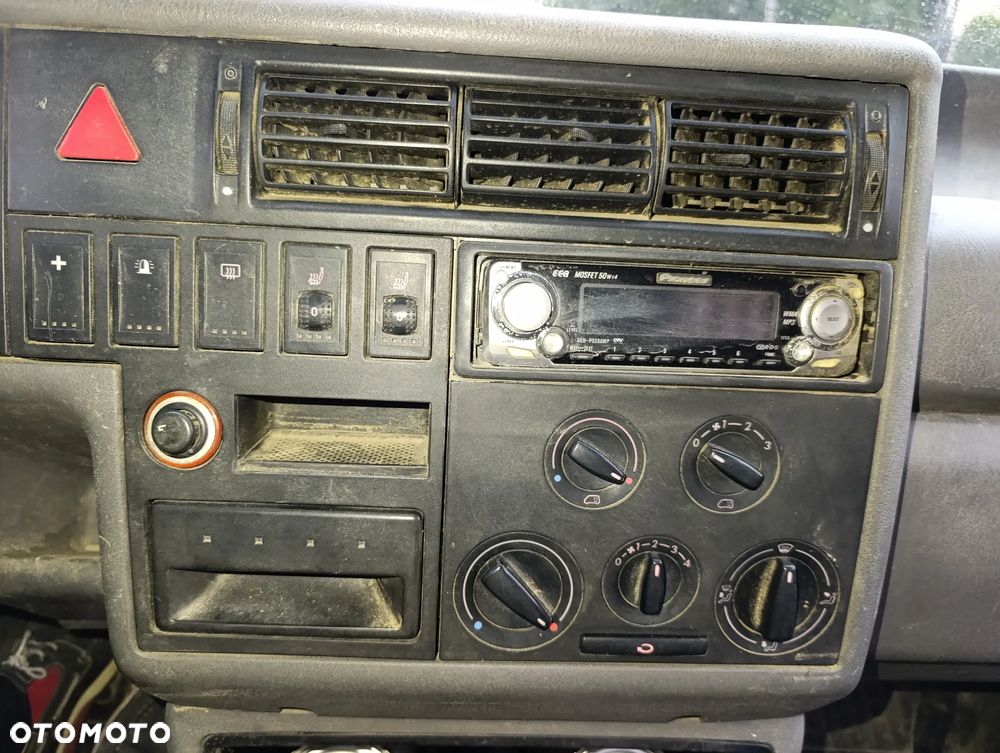 Volkswagen Transporter - 22