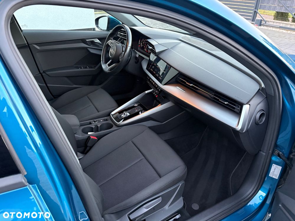 Audi A3 Limousine 30 TFSI S tronic - 8