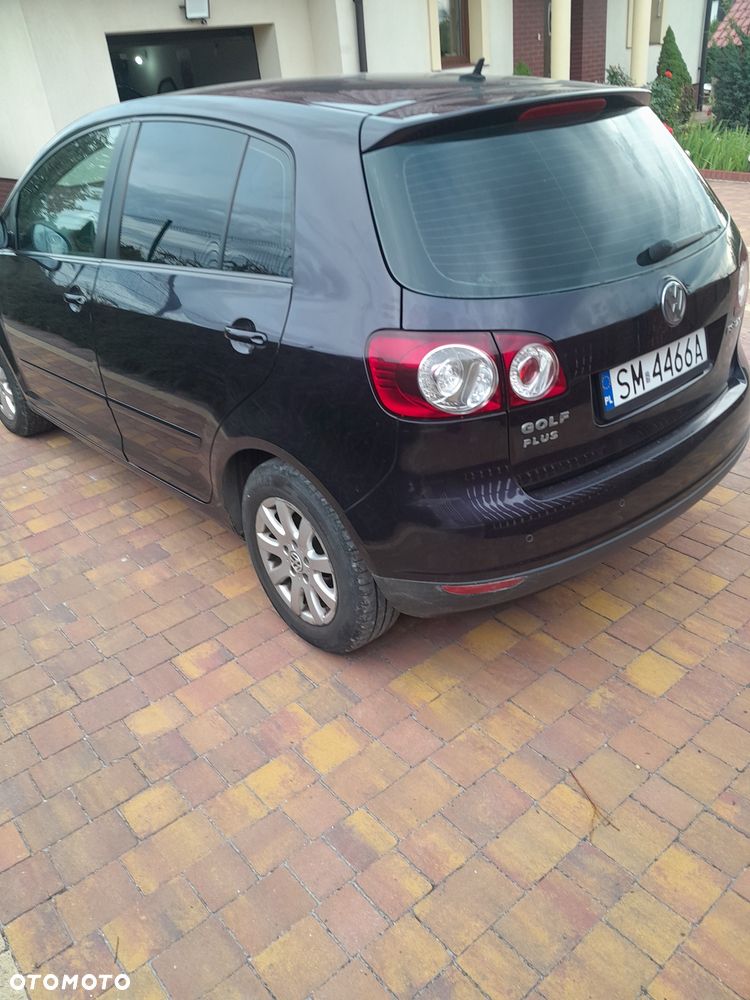 Volkswagen Golf Plus 2.0 FSI Comfortline - 5