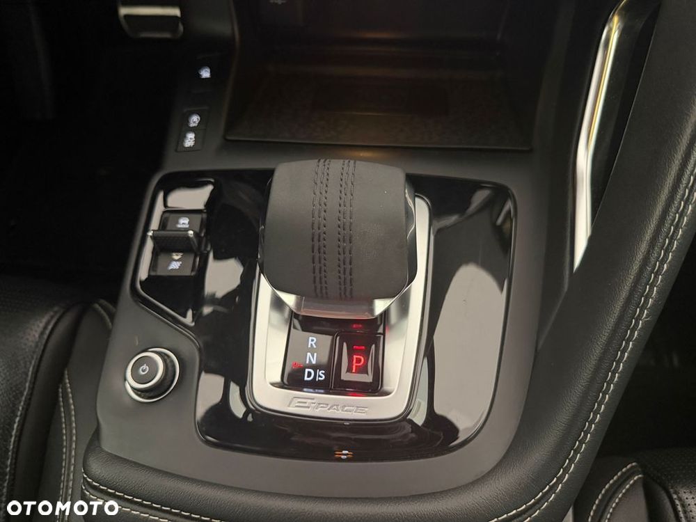 Jaguar E-Pace - 21