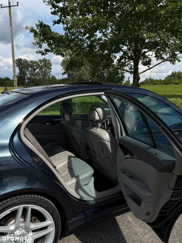 Mercedes-Benz Klasa E 500 7G-TRONIC Avantgarde - 14
