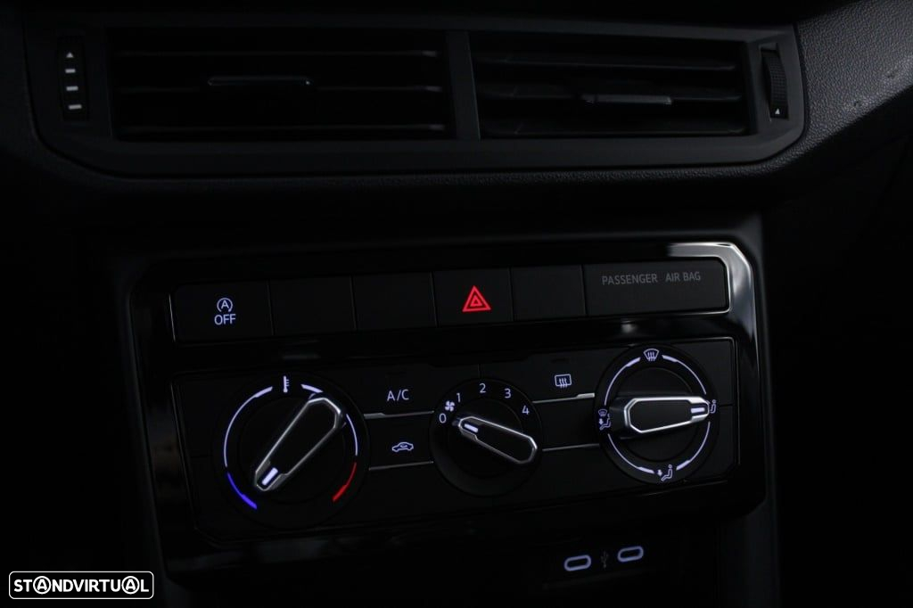 VW T-Cross 1.0 TSI Life - 28