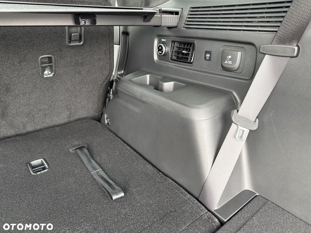 Hyundai Santa Fe 1.6 T-GDI HEV Calligraphy 4WD 6os - 32