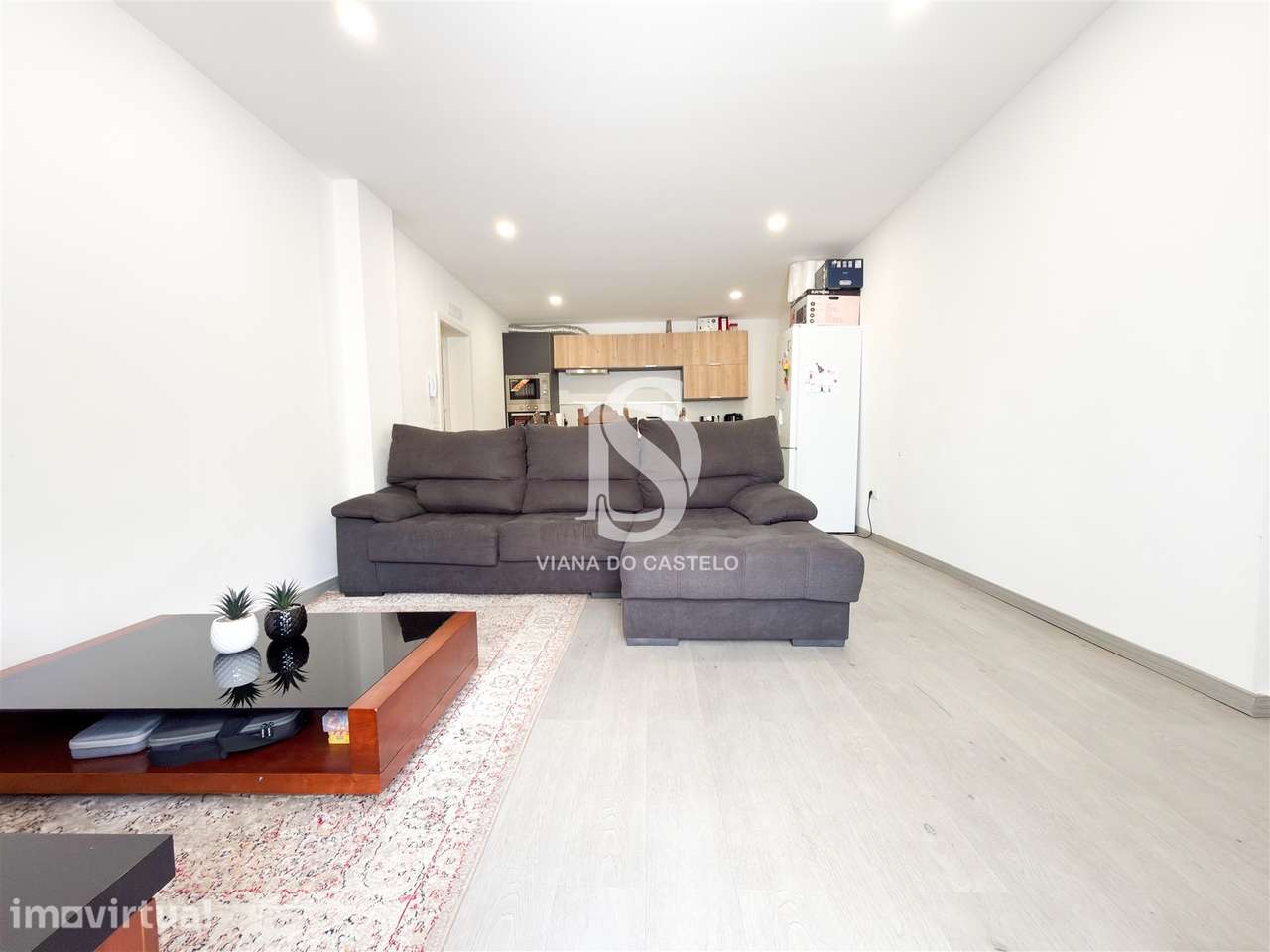 Andar moradia T2 totalmente remodelado - Barroselas - Grande imagem: 3/23