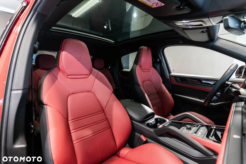 Porsche Cayenne Standard - 31
