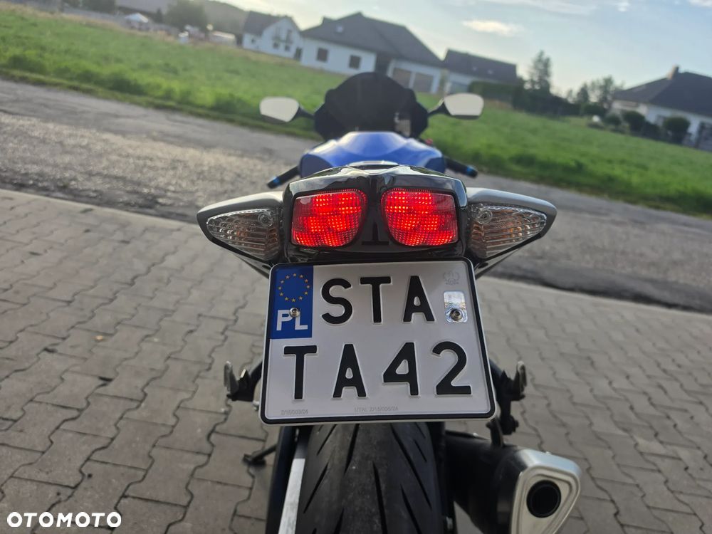 Suzuki GSX-R - 17
