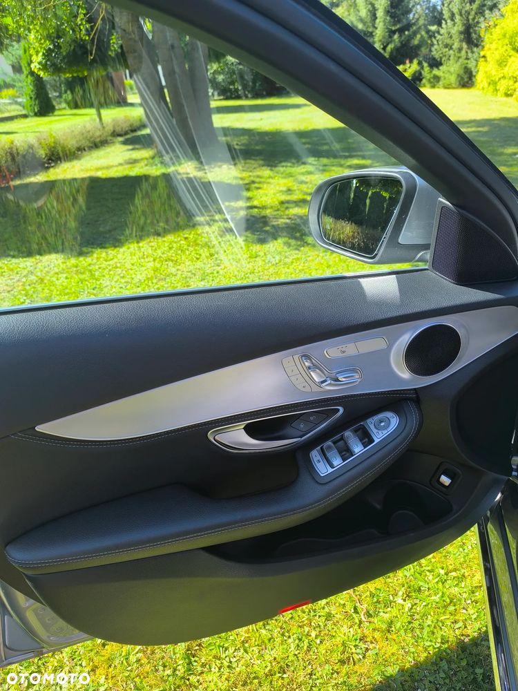 Mercedes-Benz Klasa C 250 7G-TRONIC - 11