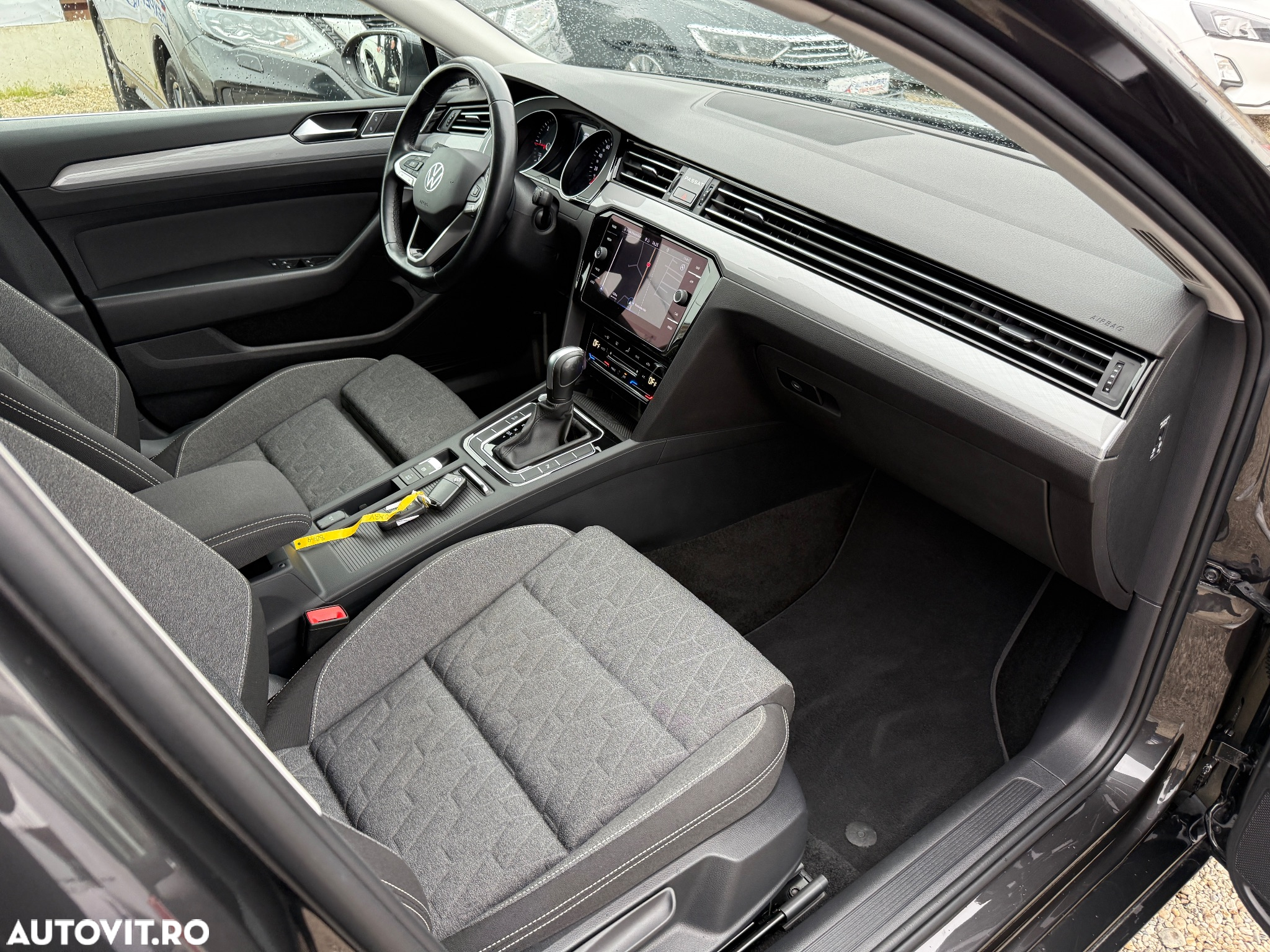 Volkswagen Passat Variant 2.0 TDI DSG (BlueMotion Technology) Comfortline - 12