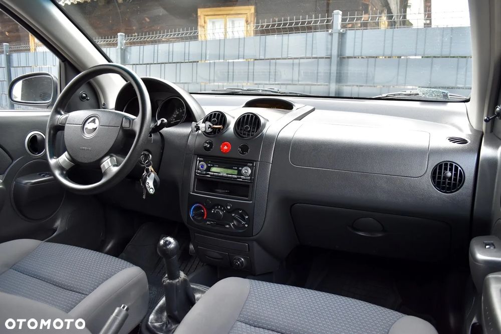 Chevrolet Aveo 1.2 Star (abs) - 22