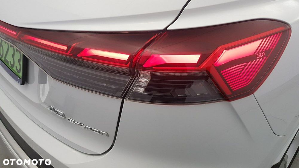 Audi Q4 e-tron - 12
