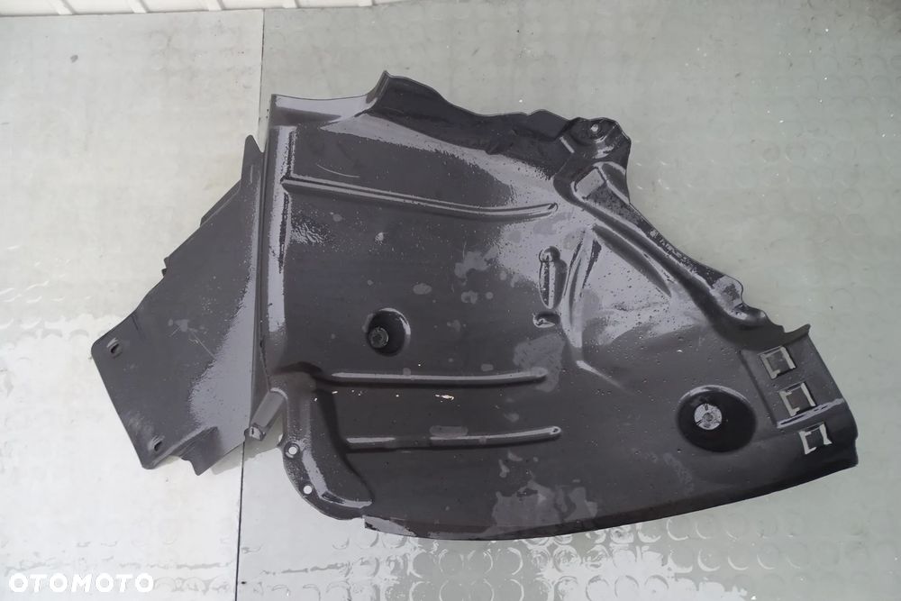 Mercedes C Klasa W205 Nadkole lewy przód Część tylna A2056912900 - 2