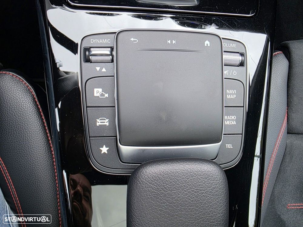 Mercedes-Benz CLA 200 d 4Matic 8G-DCT AMG Line - 28