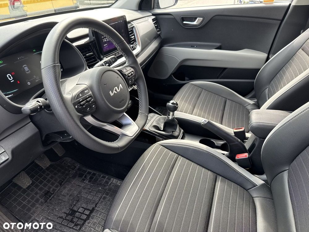 Kia Stonic 1.2 L - 15