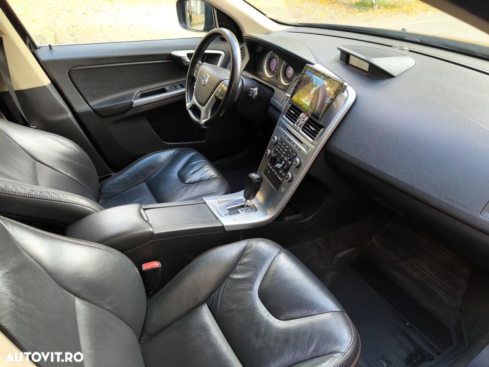 Volvo XC 60 2.4D AWD Aut. Summum - 10