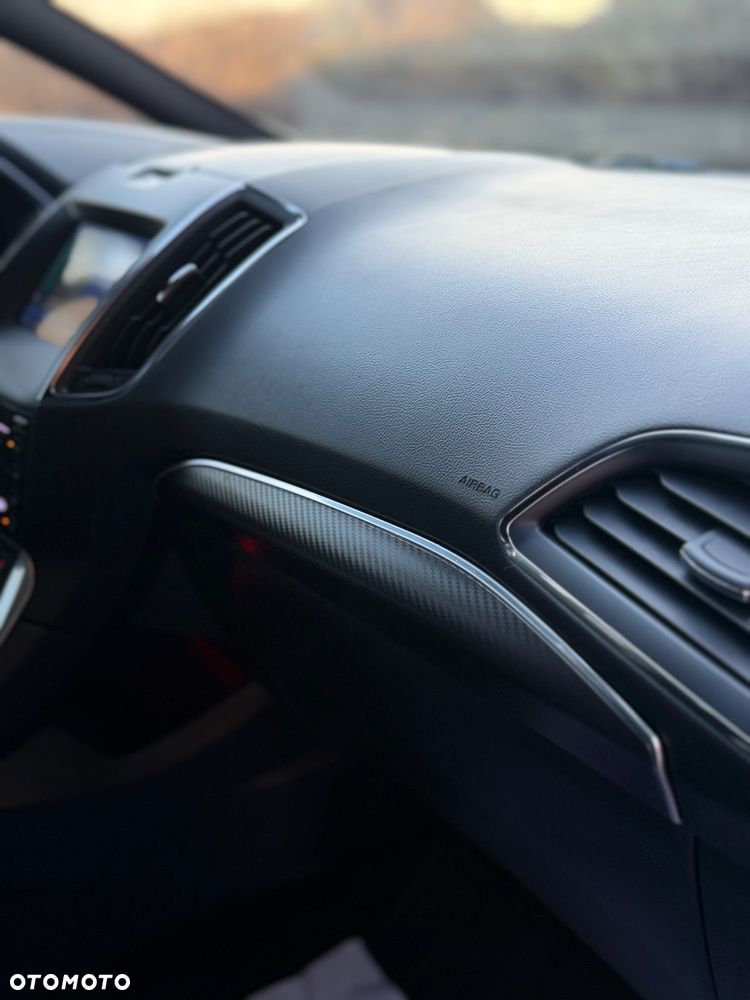 Ford S-Max 2.0 EcoBlue Twin-Turbo ST-Line - 32