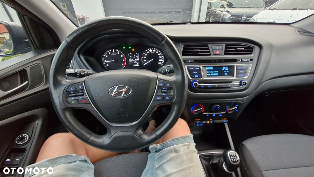 Hyundai i20 1.2 Trend - 16