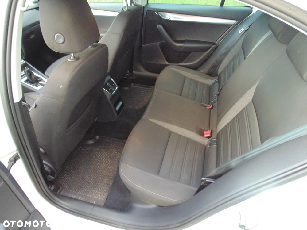 Skoda Octavia 1.6 TDI Style - 26
