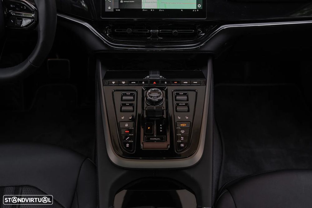 Aston Martin DBX 707 - 46