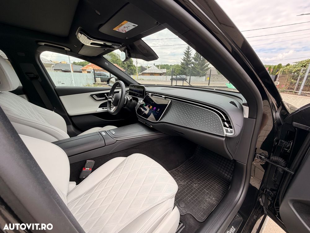 Mercedes-Benz E - 27