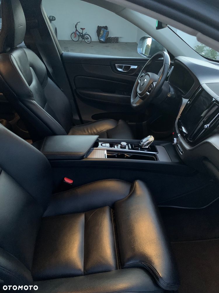 Volvo XC 60 B5 D AWD Inscription - 17
