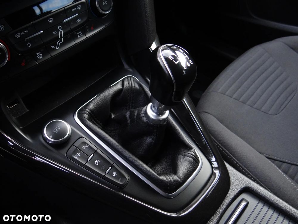 Ford Focus 1.0 EcoBoost Titanium ASS - 15