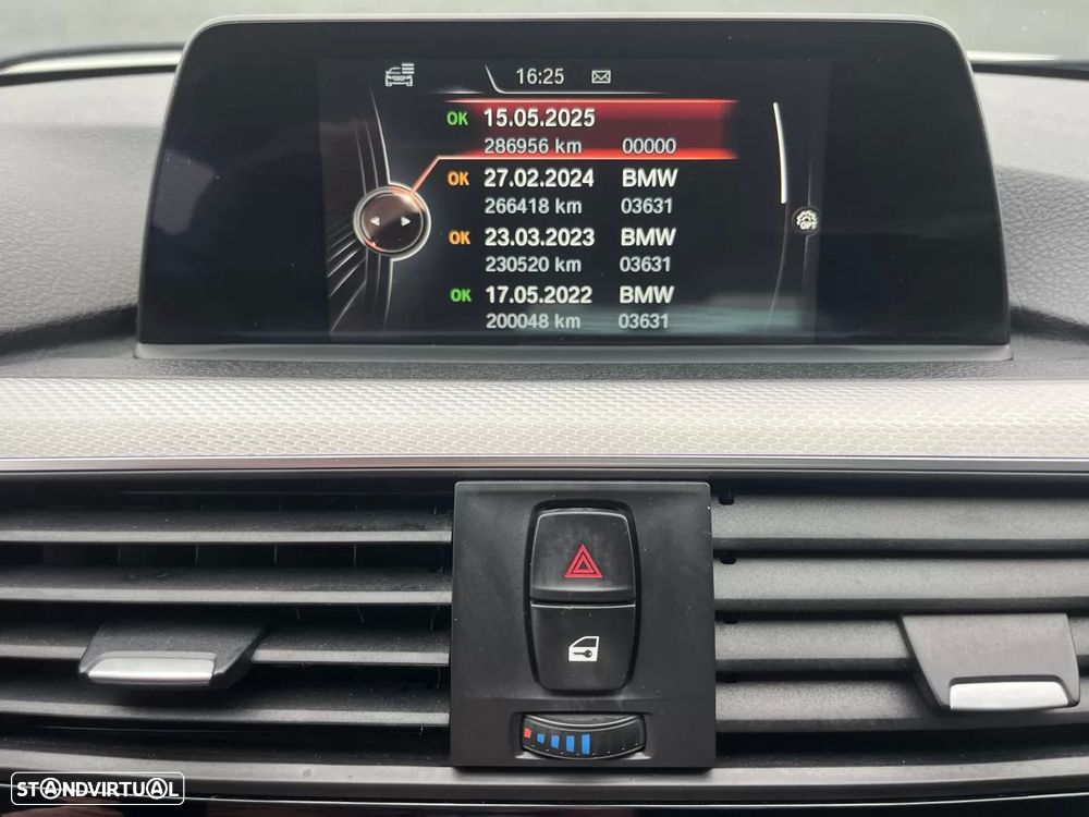 BMW 320 i Pack M Auto - 54