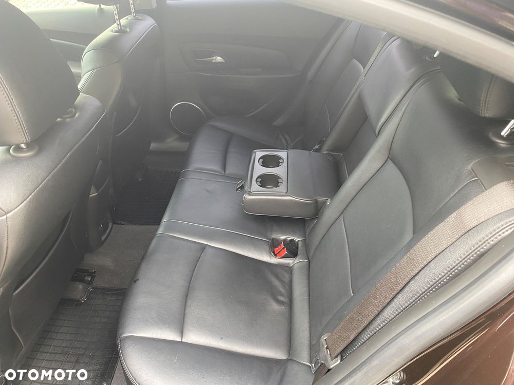 Chevrolet Cruze 1.7 LT - 13