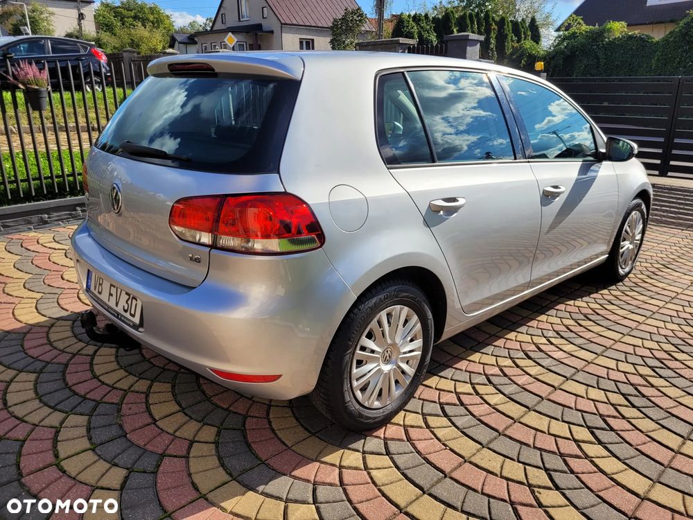 Volkswagen Golf 1.6 Edition - 5