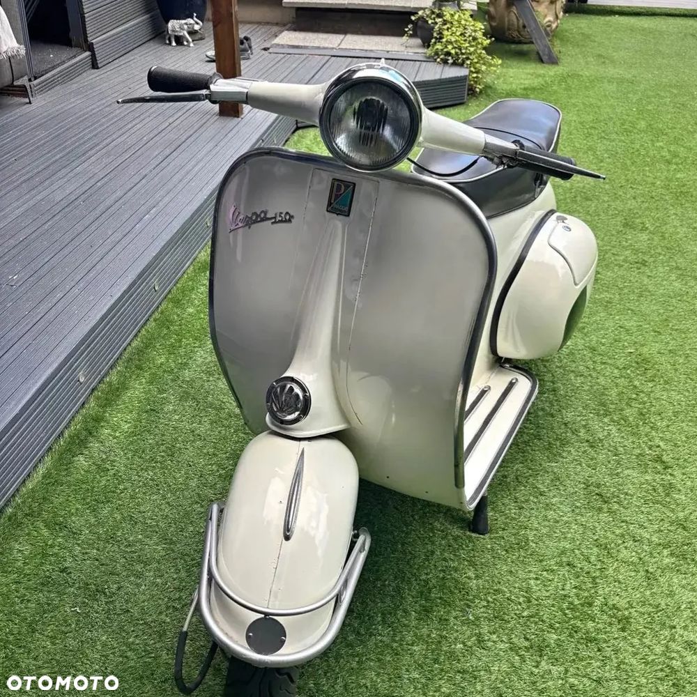 Piaggio Vespa - 1