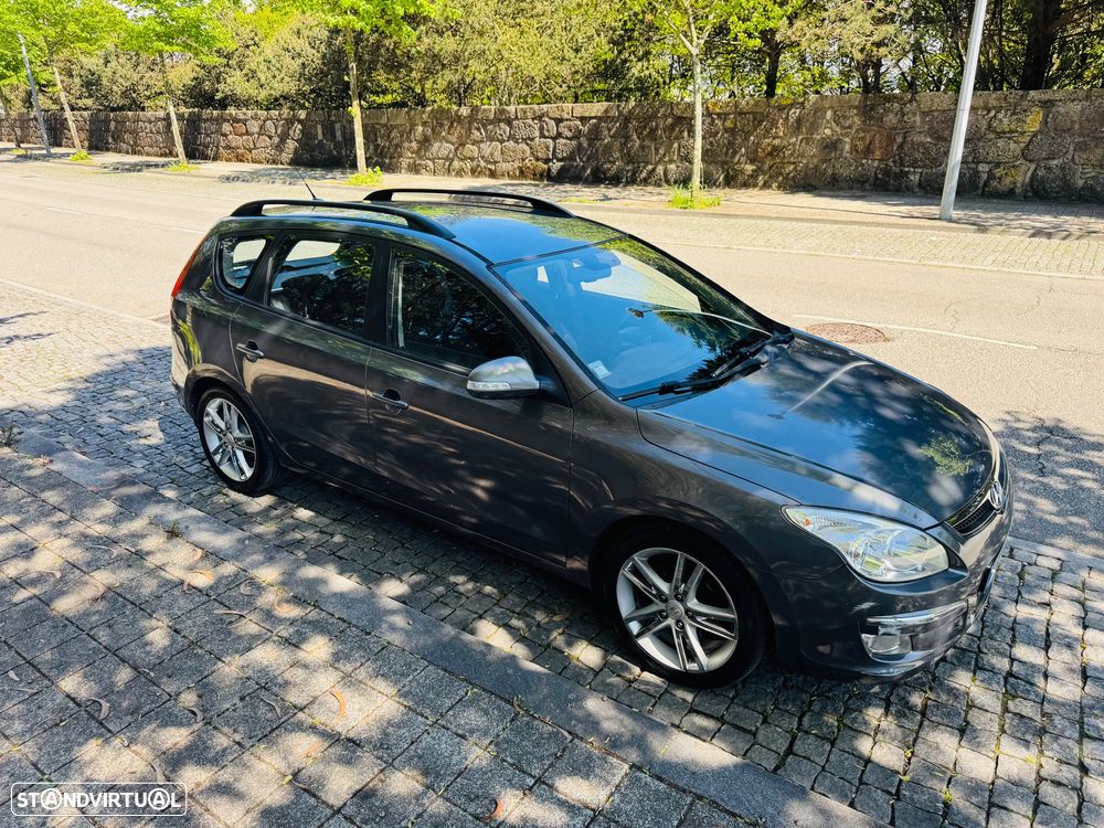 Hyundai i30 1.6 CRDI Blue Comfort - 11