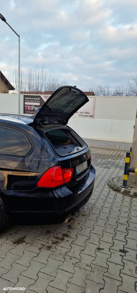 BMW Seria 3 318d - 4