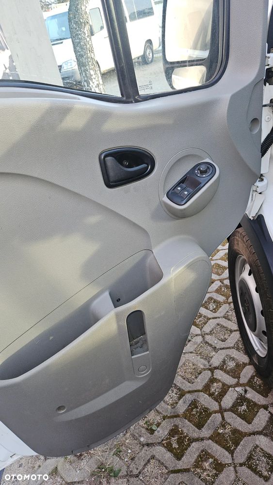 Opel MOVANO - 16