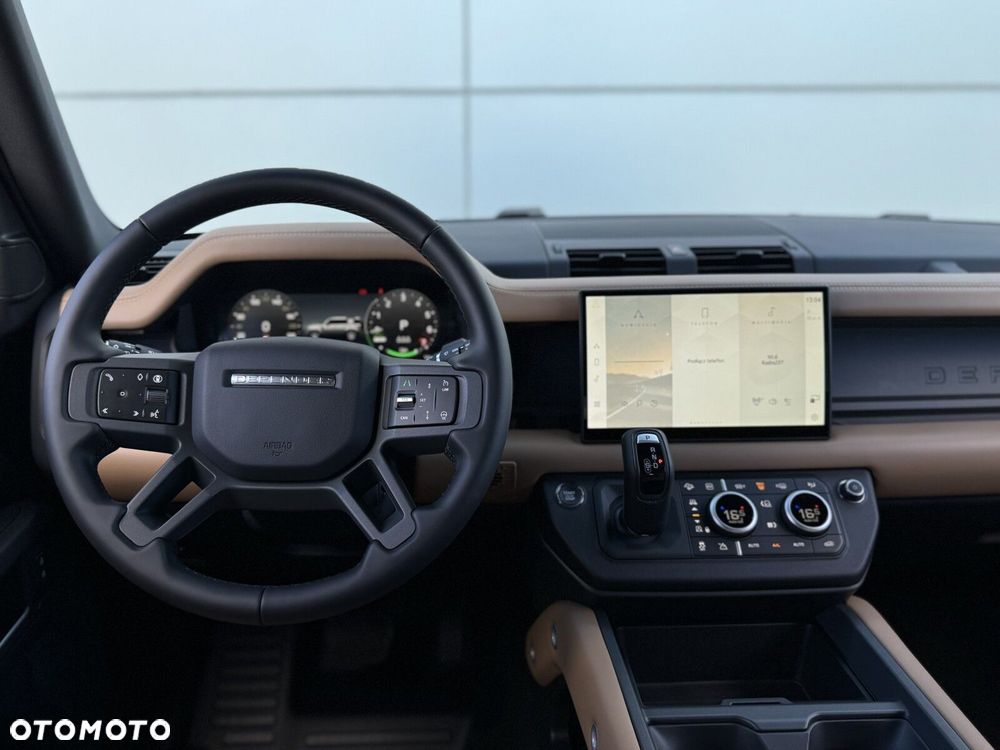 Land Rover Defender - 19