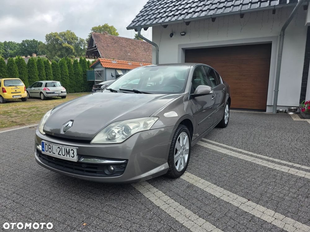 Renault Laguna 2.0 dCi Bose Edition - 8