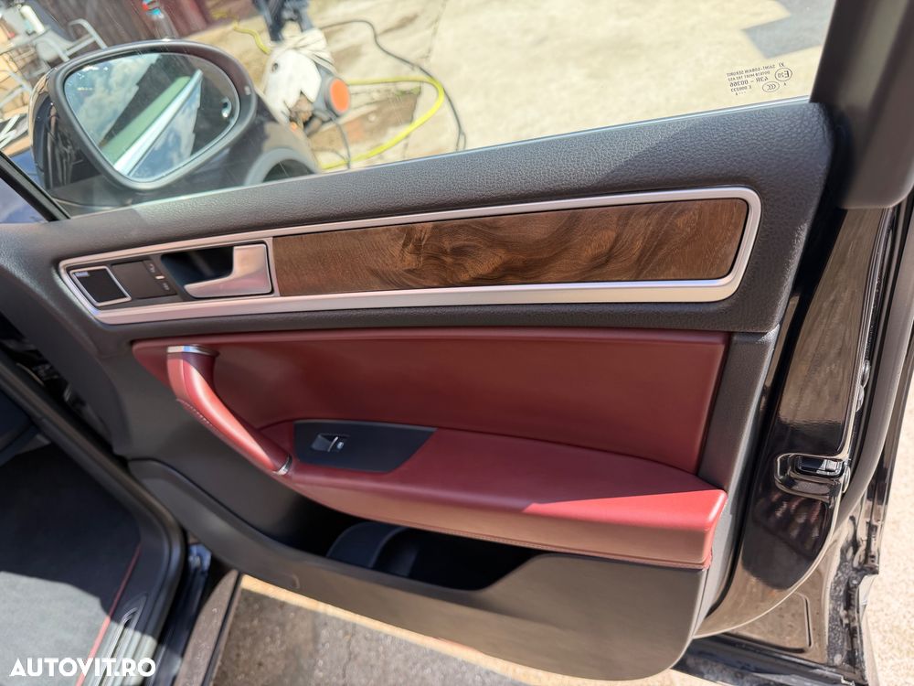 Volkswagen Touareg 3.0 V6 TDI SCR Blue Motion DPF Automatik Exclusive - 21