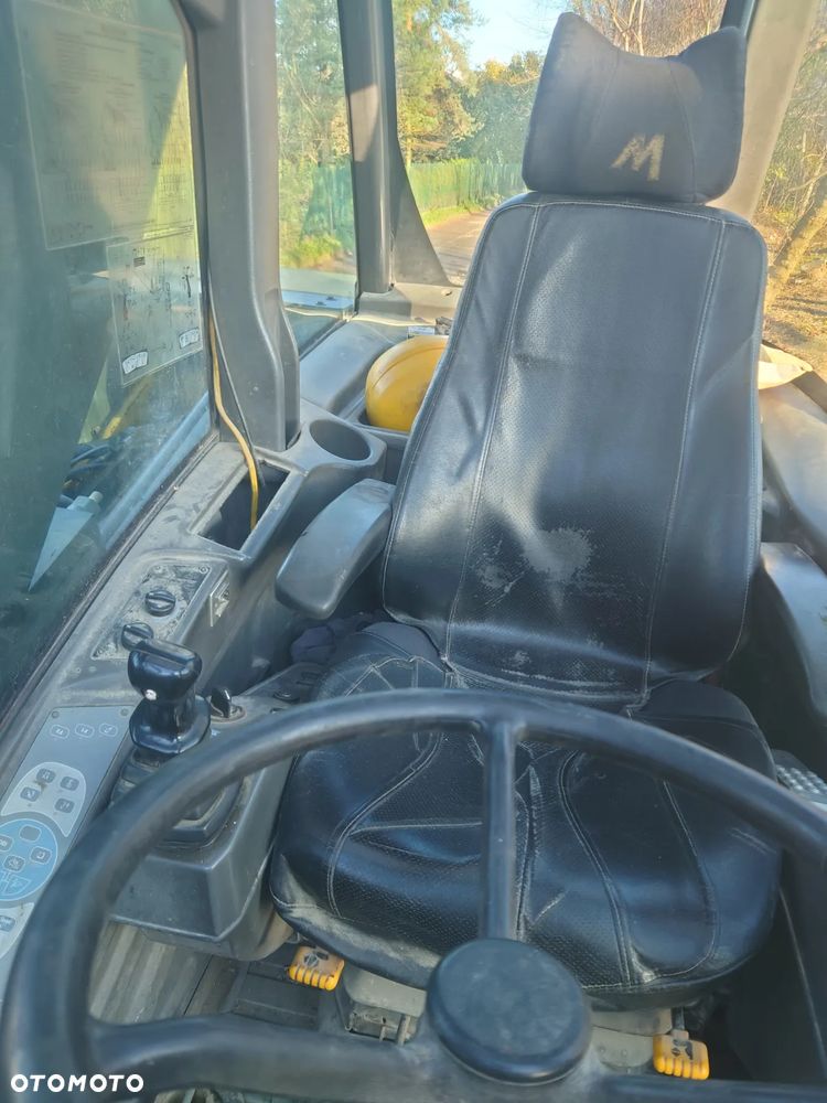 Mecalac 714 MW - 6
