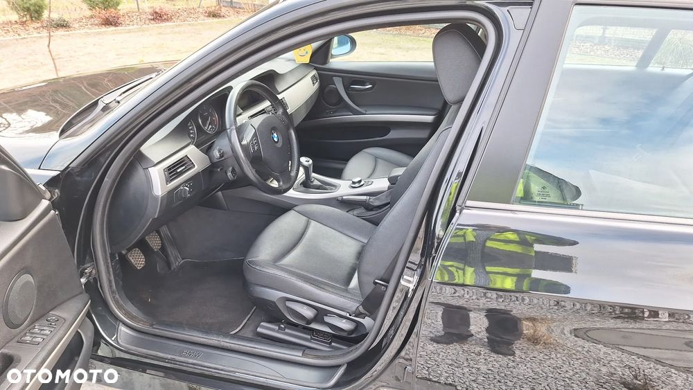 BMW Seria 3 318d - 7