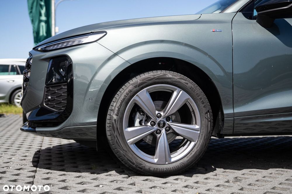 Audi Q3 - 6