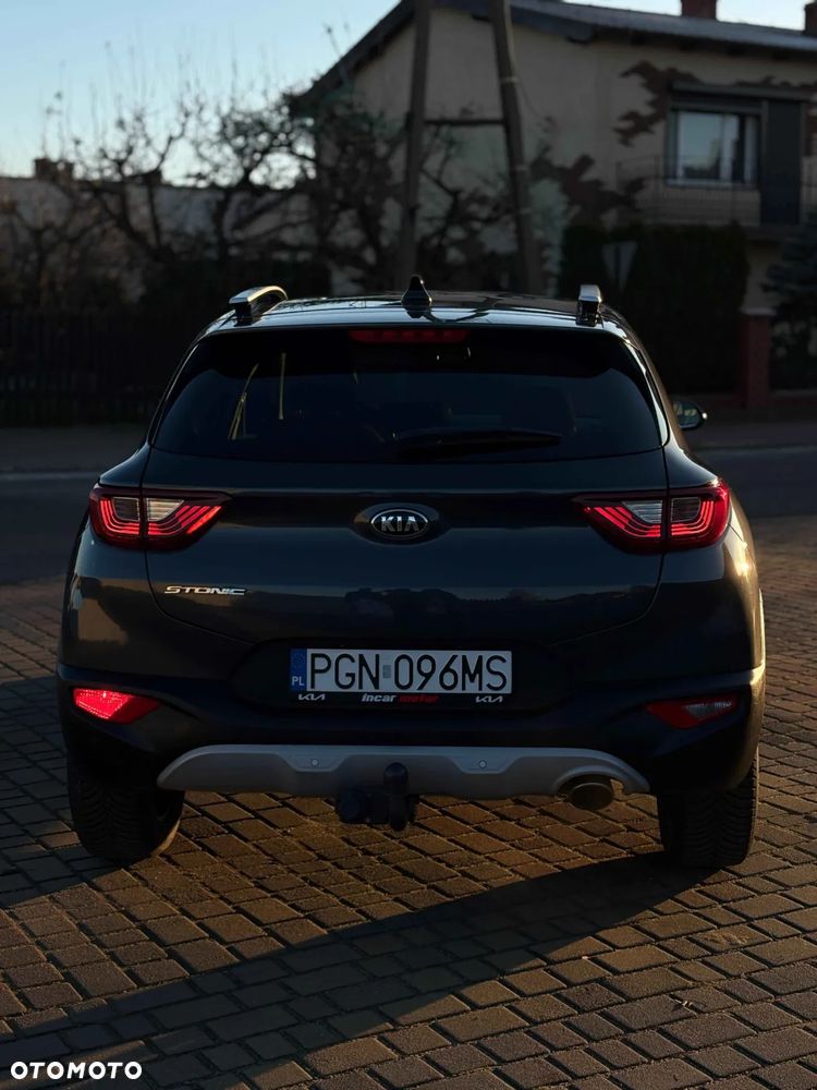 Kia Stonic 1.4 L - 14