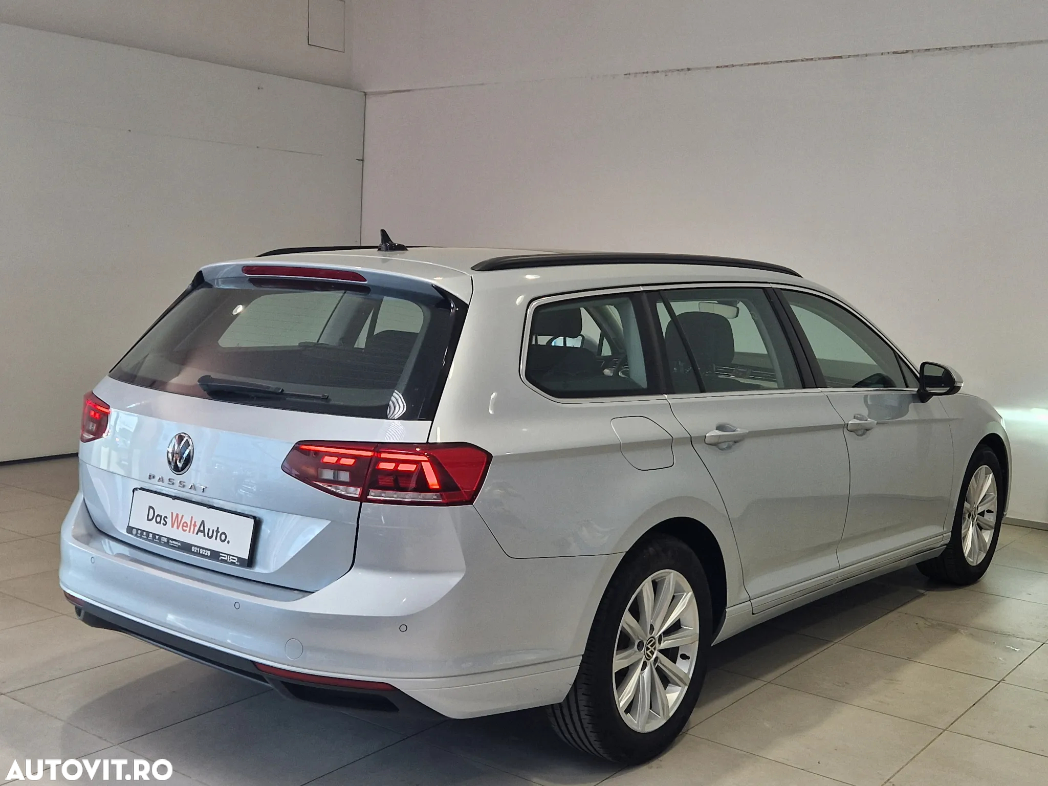 Volkswagen Passat Variant 2.0 TDI DSG Comfortline - 7