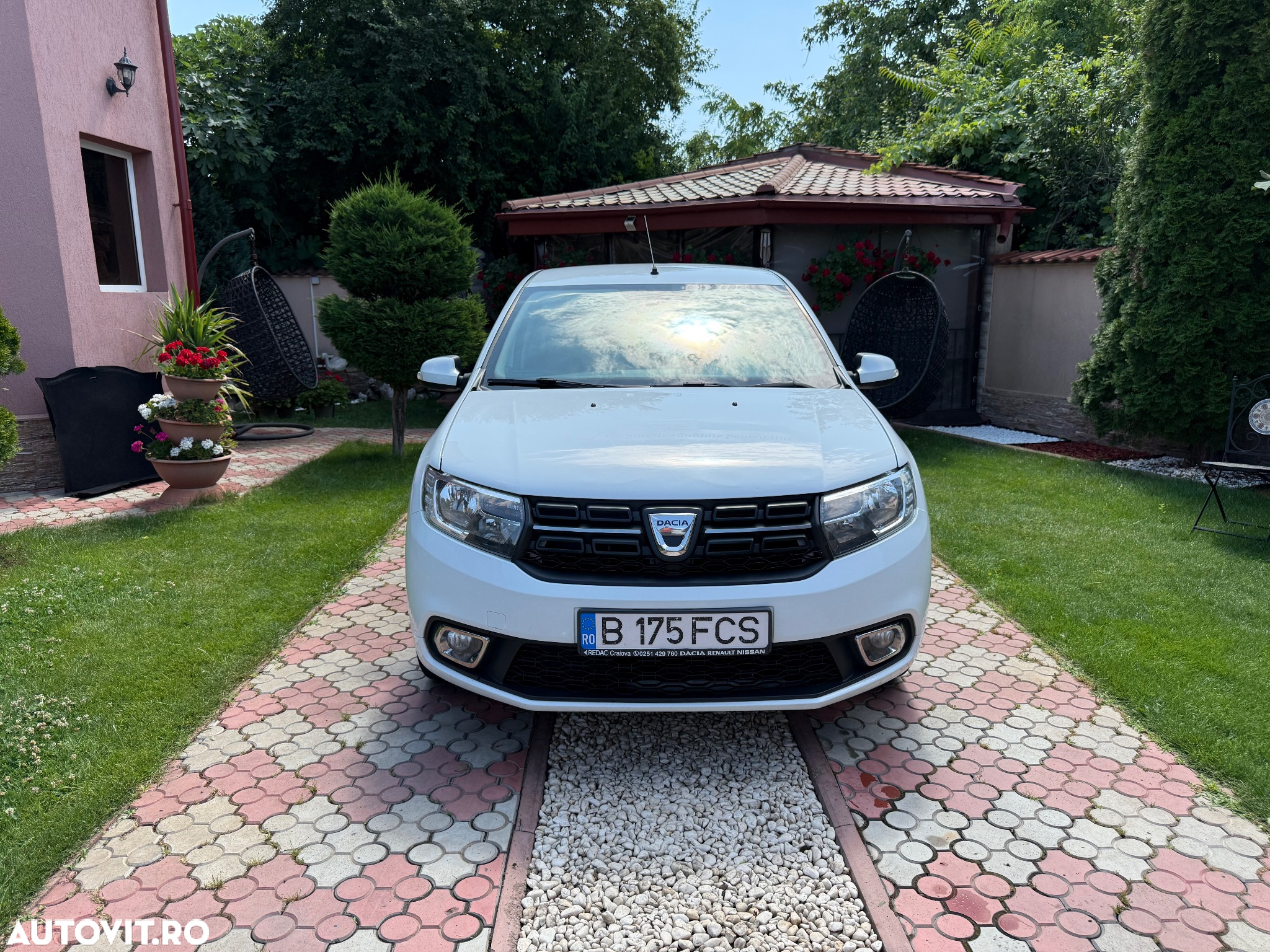 Dacia Logan MCV 1.0 SCe SL PLUS - 2