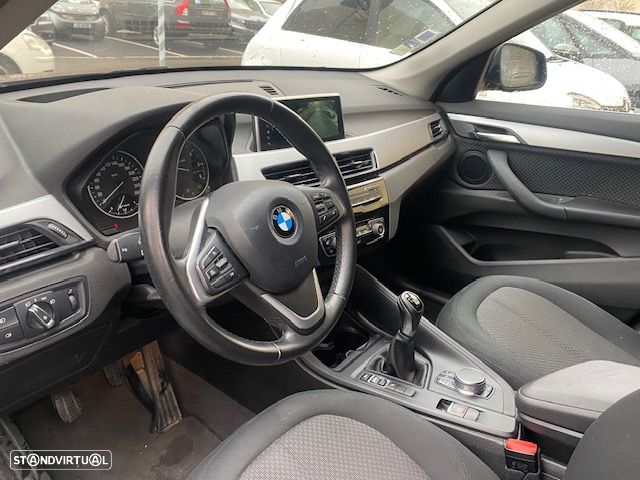 BMW X1 16 d sDrive Line Sport - 31