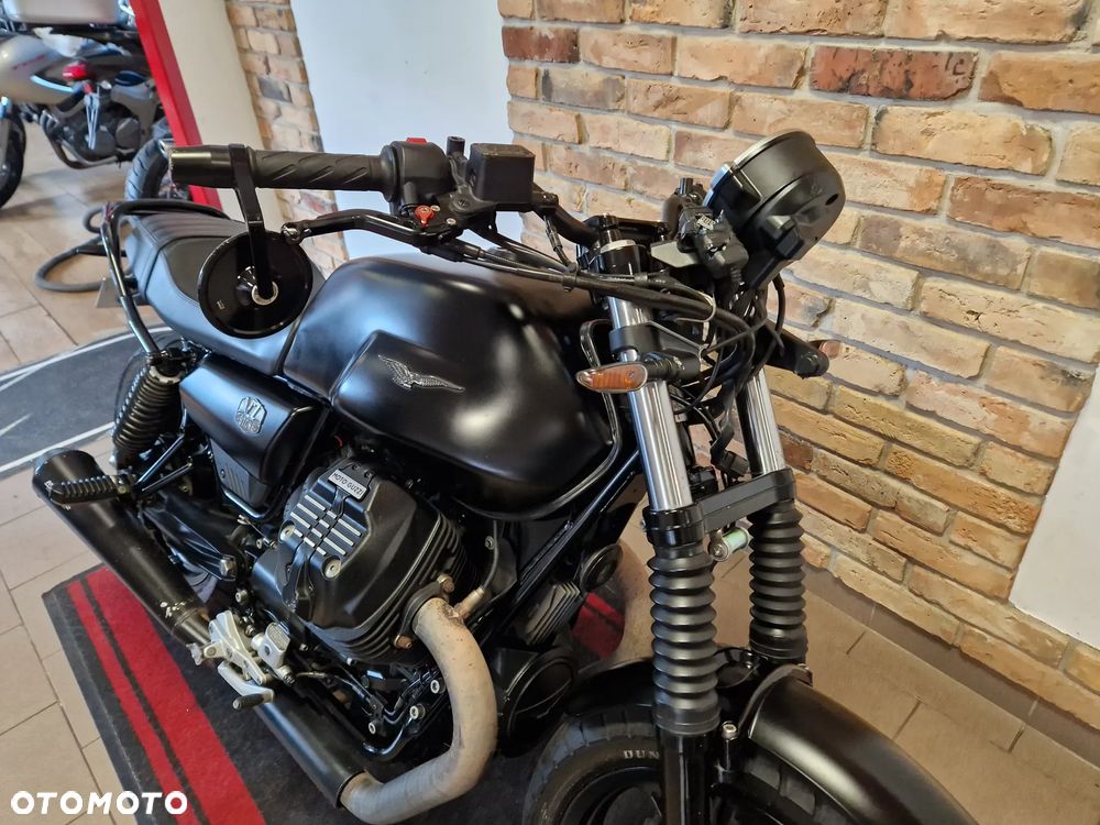 Moto Guzzi V7 - 22