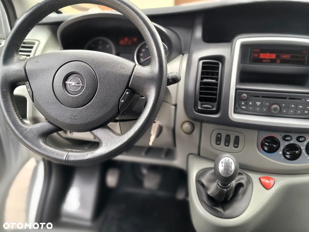 Opel Vivaro - 7