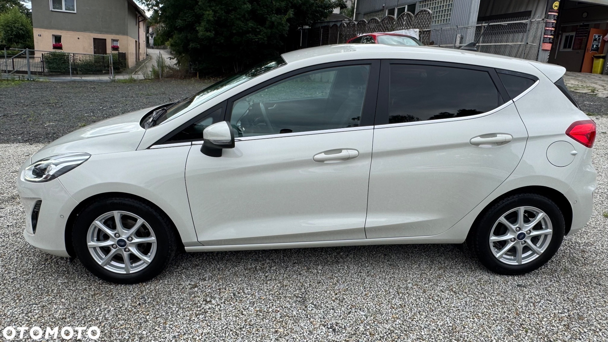 Ford Fiesta 1.0 EcoBoost Hybrid S&S ST-LINE - 4