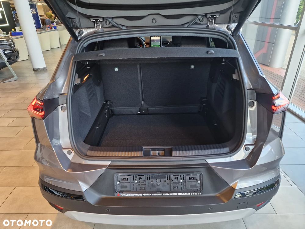 Mitsubishi Grandis 1.3T mHEV Intense Style Cold DCT - 12